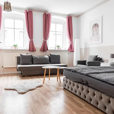Schaebu! 1 Ferienwohnung Im Herzen Von Cottbus Eksteriør billede